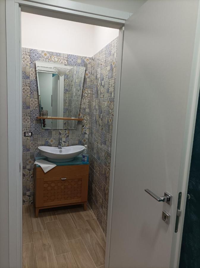 Casa Di Raffaella Hotel ตอร์เร อันนุนซิอาตา ภายนอก รูปภาพ